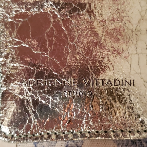 Adrienne Vittadini RFID Wallet - Picture 11 of 12